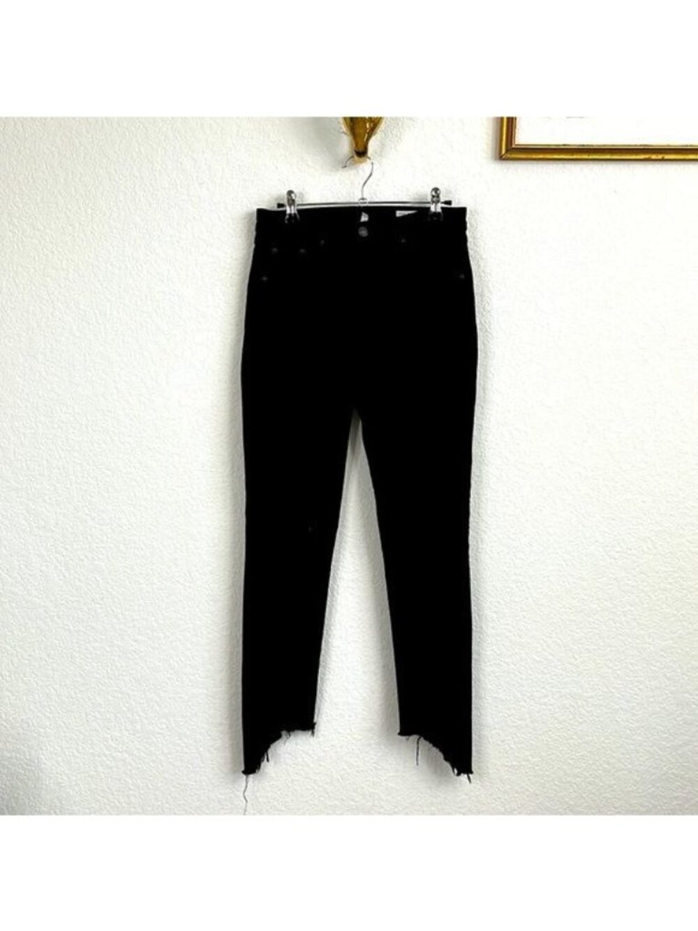 rag & bone 10 Inch Capri Jeans in Black Hampton